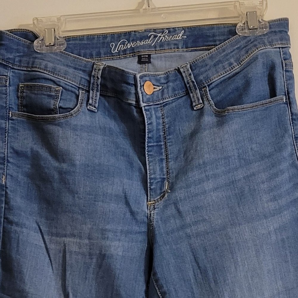 Universal Thread Curvy Jeans 8/29